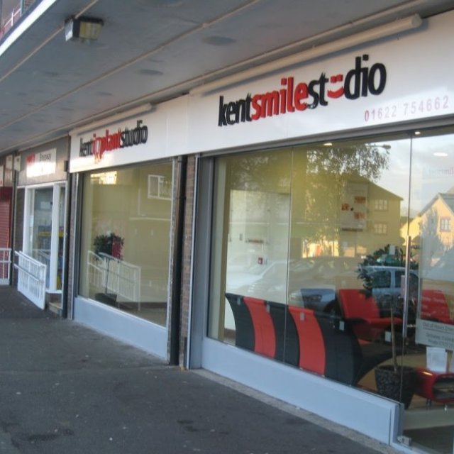 Kent Smile Studio